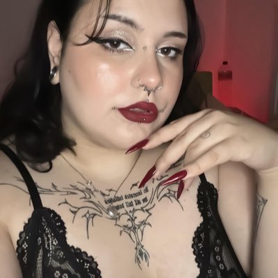 24 yo OF content creator• pierced and tatted babe • SHE/HER • BBW • Findom • Gemini • DM for requests • tribute: 20$