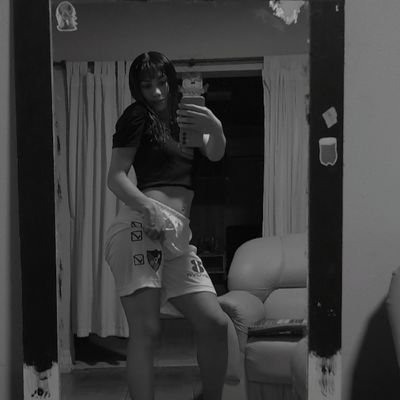Escorpiana 🦂
Bailarina de TWD.
CUENTA NUEVA🥲