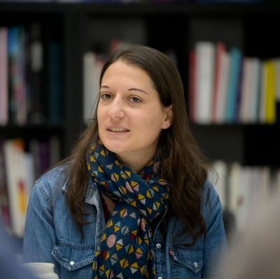 Journaliste responsable de la team réseaux sociaux @letemps, ex @Lillustre, ex @lemondefr. Parfois, je jette des papiers dans la marre TwitterX 🦆⚽🇨🇭📰
