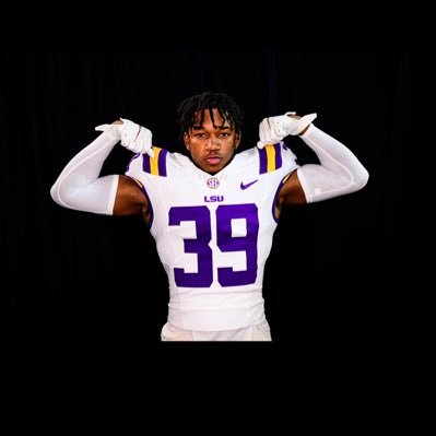 6’3 205 DEFENSIVE BACK @lsufootball 🌟