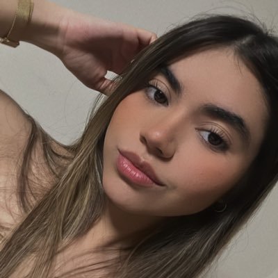angiepvsss's profile picture. holi perdí mi otra cuenta :(