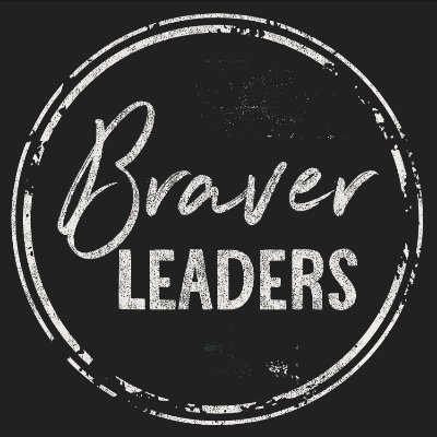 Community focused on courage, connection & contribution. For all leaders, business owners & experts. Support & mentoring from author & entrepreneur @LyndamHolt