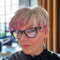 Rosie Hatton (@rosiehatton) 's Twitter Profile Photo
