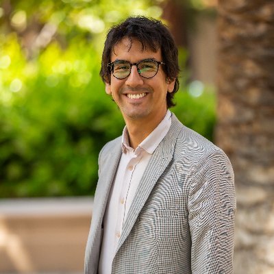 Ph.D. in Economics | Tweets on history, networks, politics, and entrepreneurship | Teaches @Stanford | Writes Op-eds for Forbes 🇨🇴

#LatinAmerica #MiddleEast