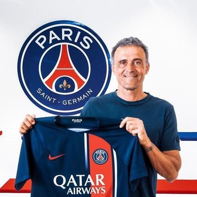 PSG in my Veins ❤️💙🇫🇷 |Football Analyst| entertainment| Pele  🐐🇧🇷| |🇬🇭🇧🇷✨