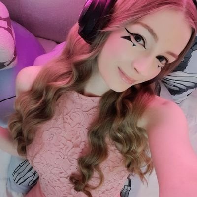 Streamer of PvP & Game Pass! Adores Xbox, learning Japanese, tea, animating art, being a LASO Master & Diablo Hero! 🧡

Business: YanderoseOfficial@gmail.com