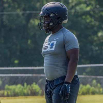 5’9 260 /DL/ SCHOOL : Montgomery Catholic 12th grade real name : Dylan Rogers CO/2025