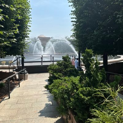 blankcheck2b's profile picture. 