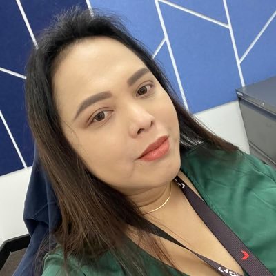 AkieshaAya's profile picture. Life is too short to wake up with regrets. So love the people who treat you right and forget about the ones who don't.