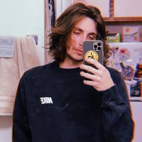 Ty (@mulbrryviolence) 's Twitter Profile