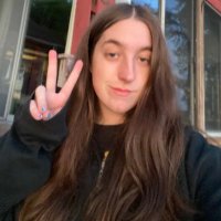 haley (@haleyworr) Twitter profile photo