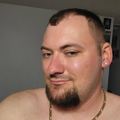Im just 1 sad depressing guy that no one loves or cares about. Normally at the Best club in the world @Lust_clubs WV 2 or 3 times a week! Oh and Nipples!