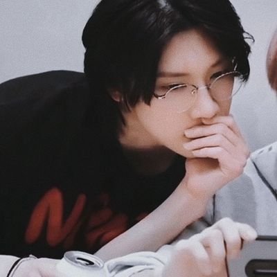 naloung's profile picture. allied moonlight's beaming serenade amidst winter sonata, gathered miracle once again to be written upon the constellation that is painted from another galaxy.