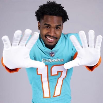CHEETAHxWADDLE's profile picture. FUCK CHRIS GRIER  @MiamiDolphins @MiamiHEAT @ManUtd @USMNT #MinionGIF