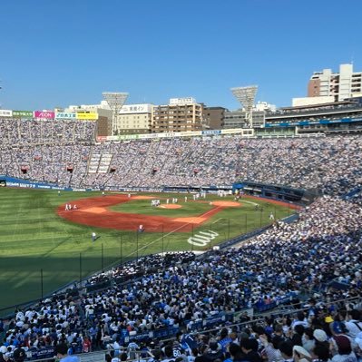 ベイスターズ専用垢 ＼横浜優勝／と栄冠掴むその日を願って応援し続ける ファン歴14年の大学生 負けたら飲めない 現地通算25勝27敗1分1中止2ノーゲーム