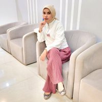 Rushy Putri Adinda ◡̈ (@dindoootot) 's Twitter Profile