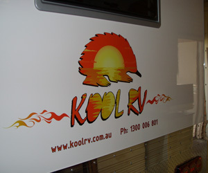 We supplies high quality tourist caravan, fifth wheeler, rv and caravan according to requirements and budget.