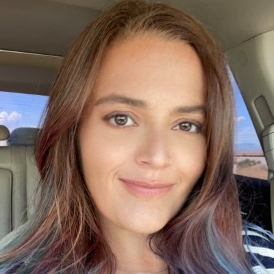 IslandAmy's profile picture. 