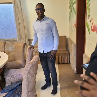 charles_eumu's profile picture. 