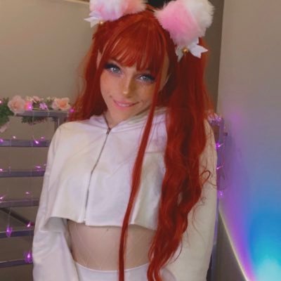 18+ ONLY!!! Spicy cosplay creator :) Very kink friendly