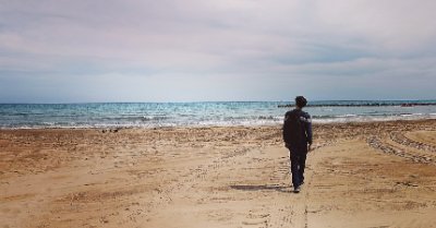 Comprometido con los seres vivos y su funcionamiento. Además, el estudio de otras lenguas. Sin olvidar la música, mi gran afición, el deporte y las ciencias.