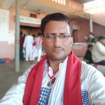 मै एक समाज सेवक दिव्यांग व्यक्ति हूं ! मै समाज के हर शोषित गरीब असहाय को उचित कानूनी सलाह निशुल्क देने का कार्य करता हूं ! समाज सेवा का 19 वर्ष का मुझे अनुभव !