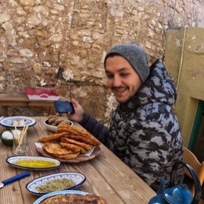 f1ftie's profile picture. Master thyself 🔴⚫️