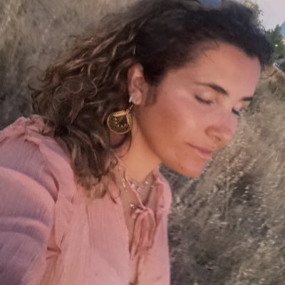 claudiaahndzz's profile picture. 💙💦✨🔫🐚🌺⭐️🌈🍉🍌