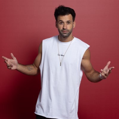 Singer/Songwriter - Married to music | Booking: management@anthonytouma.com | New album🔺 Ups and Downs 🔻 is out : https://t.co/RHQ3v57jMu