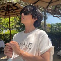 ෆ˚ (@taetetown) 's Twitter Profile