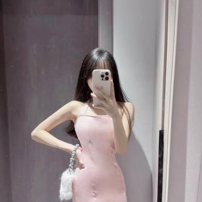 yLg3v7P1q211210's profile picture. 喝🍵加电报 https://t.co/ukfqeYufnb此号不回私信，私信加这个号回@6MsakYLTac7476