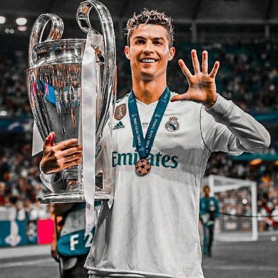 Best at following back, A lover of God,Thespian🎭, A photographer, A content creator, #Cristiano Ronaldo, @Manutd❤️, take me to 10k 🙏🙏
