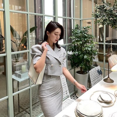 In my spare time, I enjoy traveling, playing golf, fishing, cycling, cooking, reading, camping, and tennis. I enjoy making sincere and friendly friends.