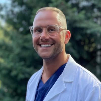 #Neurosurgery PGY-3 @OHSUBrain | Founder @BrainSpineGroup | #MedEd '26 @PennGSE | MD '21 @nymedcollege | CAS '15 @Cornell | @NewYorker in #PNW | 🇺🇸🇮🇱🏳️‍🌈