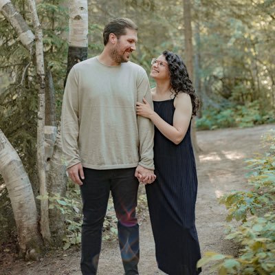 joshwithabeard's profile picture. don’t be all hat and no cowboy