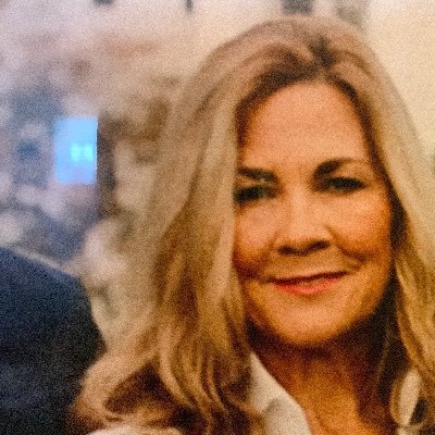 RobinKayeRoss's profile picture. 