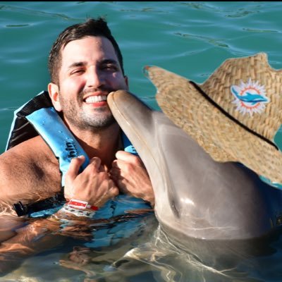 Tide goes in tide goes out can’t explain it. DCAing more $HOOD than you. Never financial advice. Miami/Florida sports fan #WhiteHot #PhinsUp #GoGators🐊