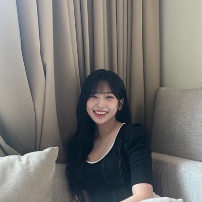 limi17513940_'s profile picture. #여돌잡덕❤️