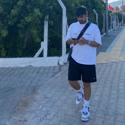 British South Asian producer, engineer & DJ | Hip-Hop, UKG, DnB