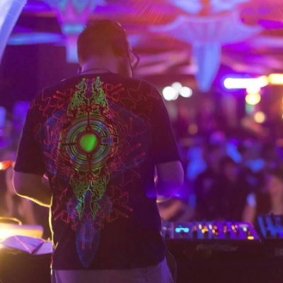 Progressive Psytrance, Goa & Downbeat DJ with his roots firmly embedded in the magical Trance, Acid & Goa sound of the 90s. TesseracT | Suntrip | Altar