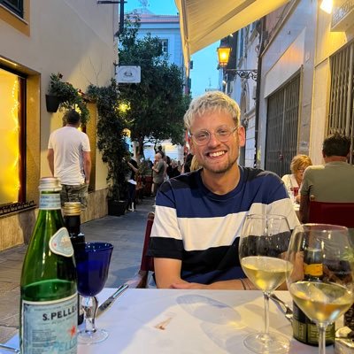 HarryDevOpsSR2's profile picture. Senior DevOps recruiter in London ☁️ Helping those find their first DevOps job, or their first DevOps Hire 🌁  harry@sr2rec.co.uk