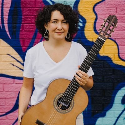 Classical guitarist performing & researching works of women composers🎶 |
@RWCMD 🏴󠁧󠁢󠁷󠁬󠁳󠁿📚✏️ | @ALCGClasica  🇪🇸🎓 |
Not just music soz
(she/her)