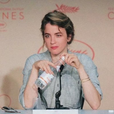 yoyiyiyoyeyeye's profile picture. Just for fun😆