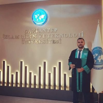 Gibtü 📚🎓
İlahiyatçı,
 Öğretmen