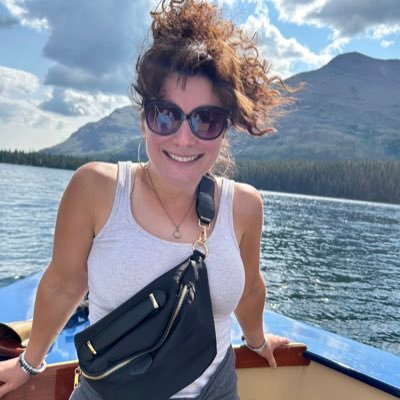 KMontoPronto's profile picture. In a Freida Claxton world, be Celia Rubenstein.