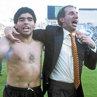 PatriaEDLP's profile picture. Cuenta para hablar y opinar del 4to grande, ocasionalmente, también de sus hijos.

Estudiantes por sobre todo lo demás.