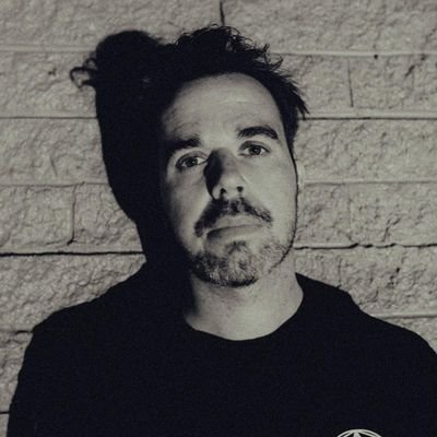 Hi I'm Simon, The one & only Bulletproof Tiger! I play drums in Without Myth & The Six o'clock knock https://t.co/ZRHe2OZn0s https://t.co/al46nB3Kge