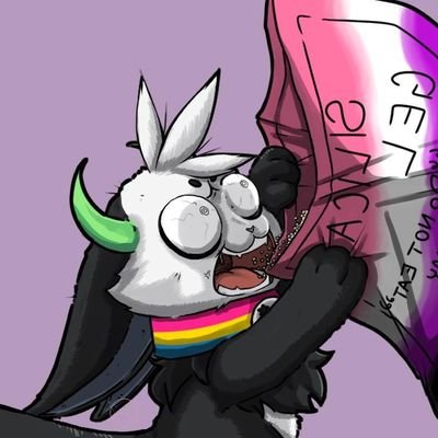🐕They/She/He ~27~🐄
Howdy! I like to draw and make things. 
Icon by @Coro_chan_artz