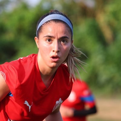 Jugadora profesional de @chivasfemenil | @miseleccionfem Sub-17, sub- 20| Facebook: Daniela Delgado Félix | 📩 Management: @femiumsports