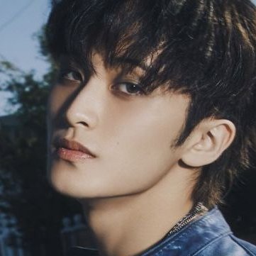don't reroll akun sebelumnya @JoHyn10 l bismillah aja kawan kawan l hobi saya lari ke pelukan mark lee.